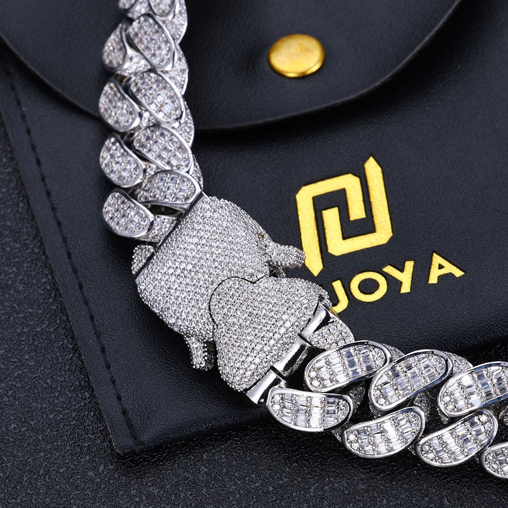 Personalized Hip Hop Cubic Zirconia Necklace Featuring VVS Grade Moissanite Stones & 18mm Cuban k Chain