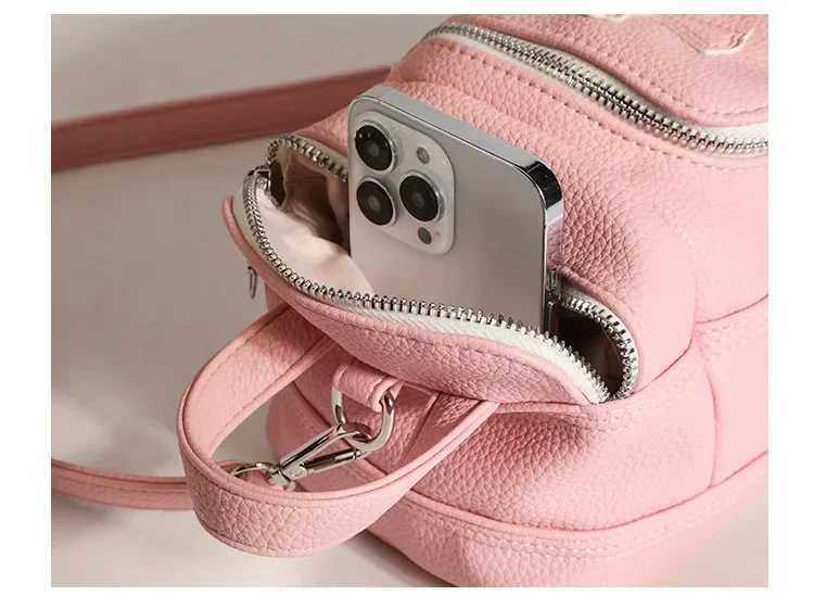 Customized womens portable travel washing bag large capacity cosmetic storage bag soft polyester fiber lining Y250324