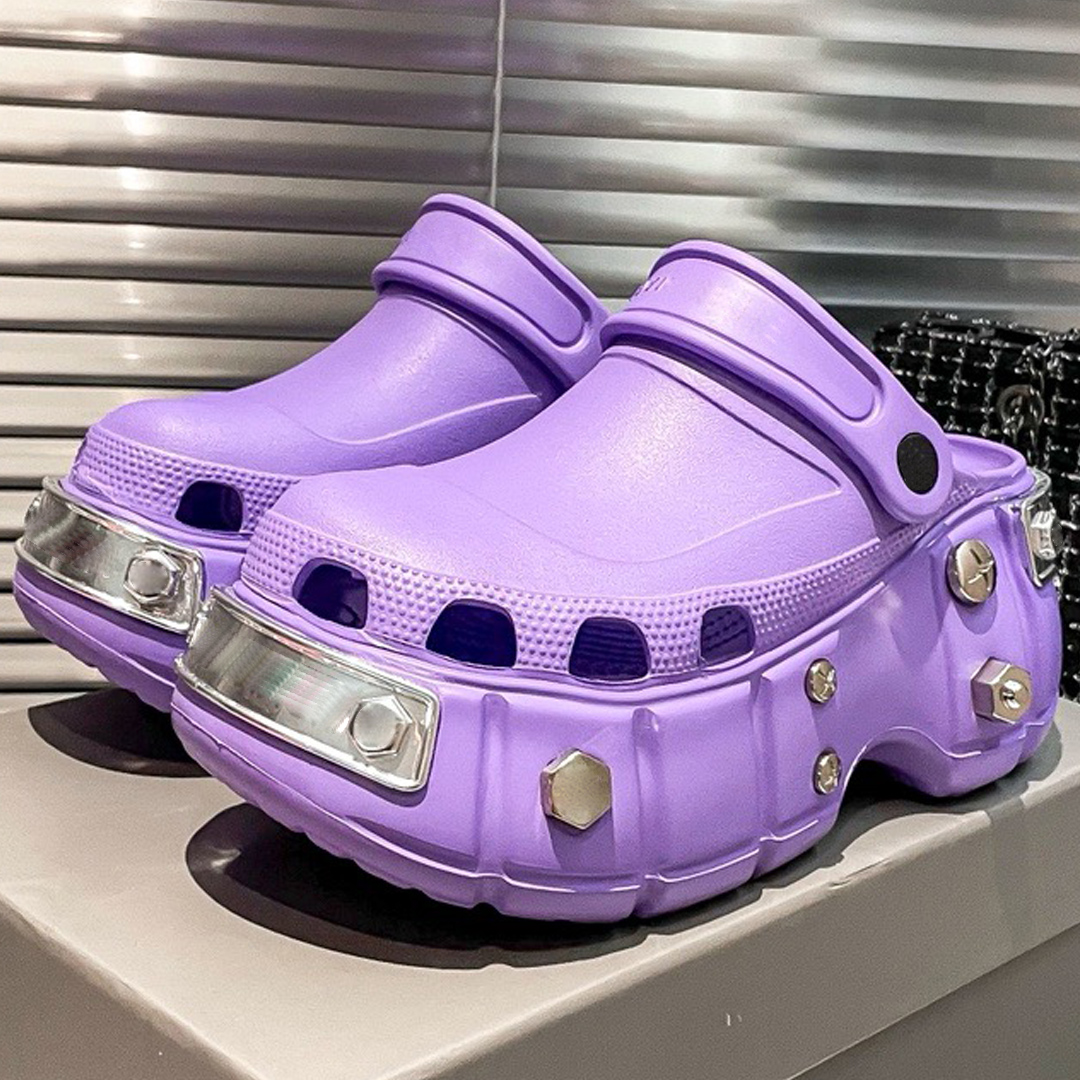 Top version couples summer hole shoes mens thick soled slippers womens casual slippers fashionable set sandals 11cm height increasing slippers 35-46