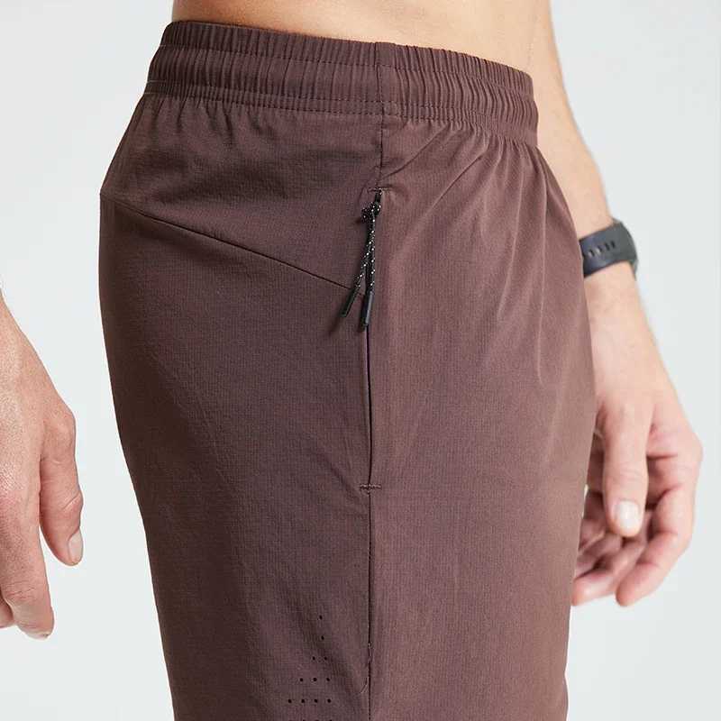 Mens gym shorts mens training shorts mens shorts running sheet summer sportswear fitness wear marathon sports mens Crossfit Mma W250324