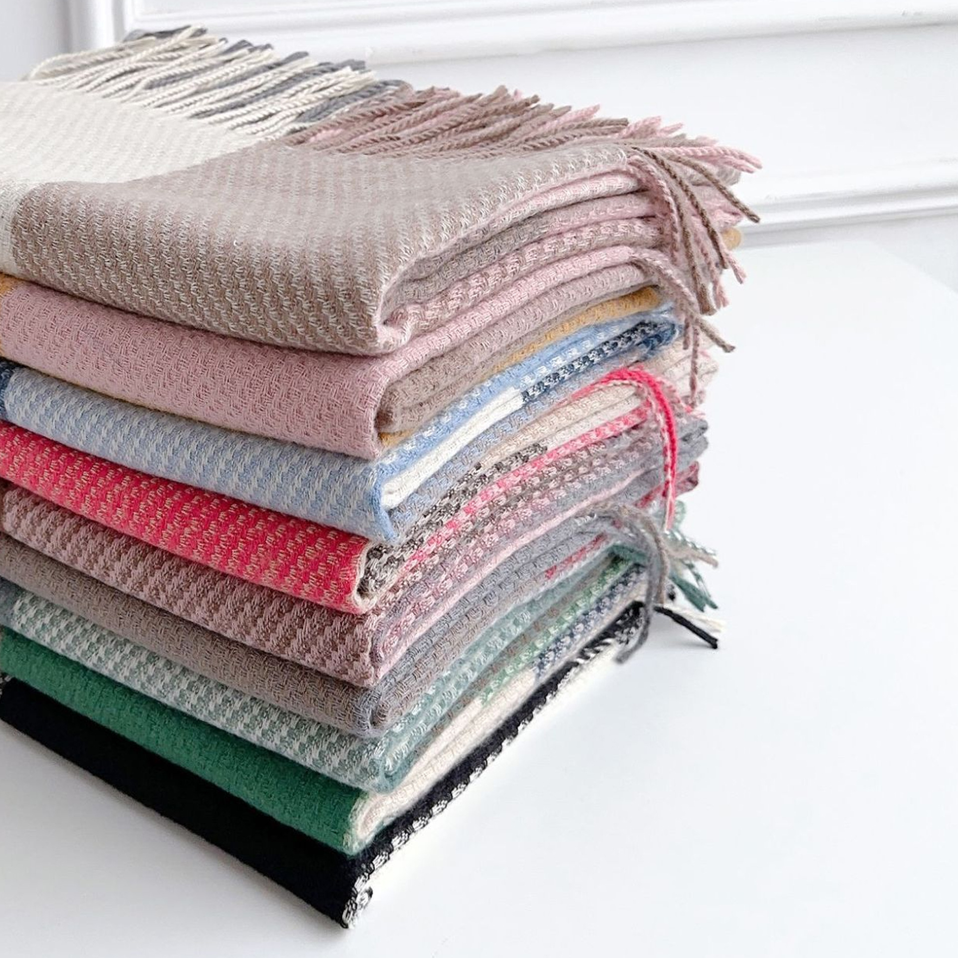 C44094 Rainbow Grid… - image