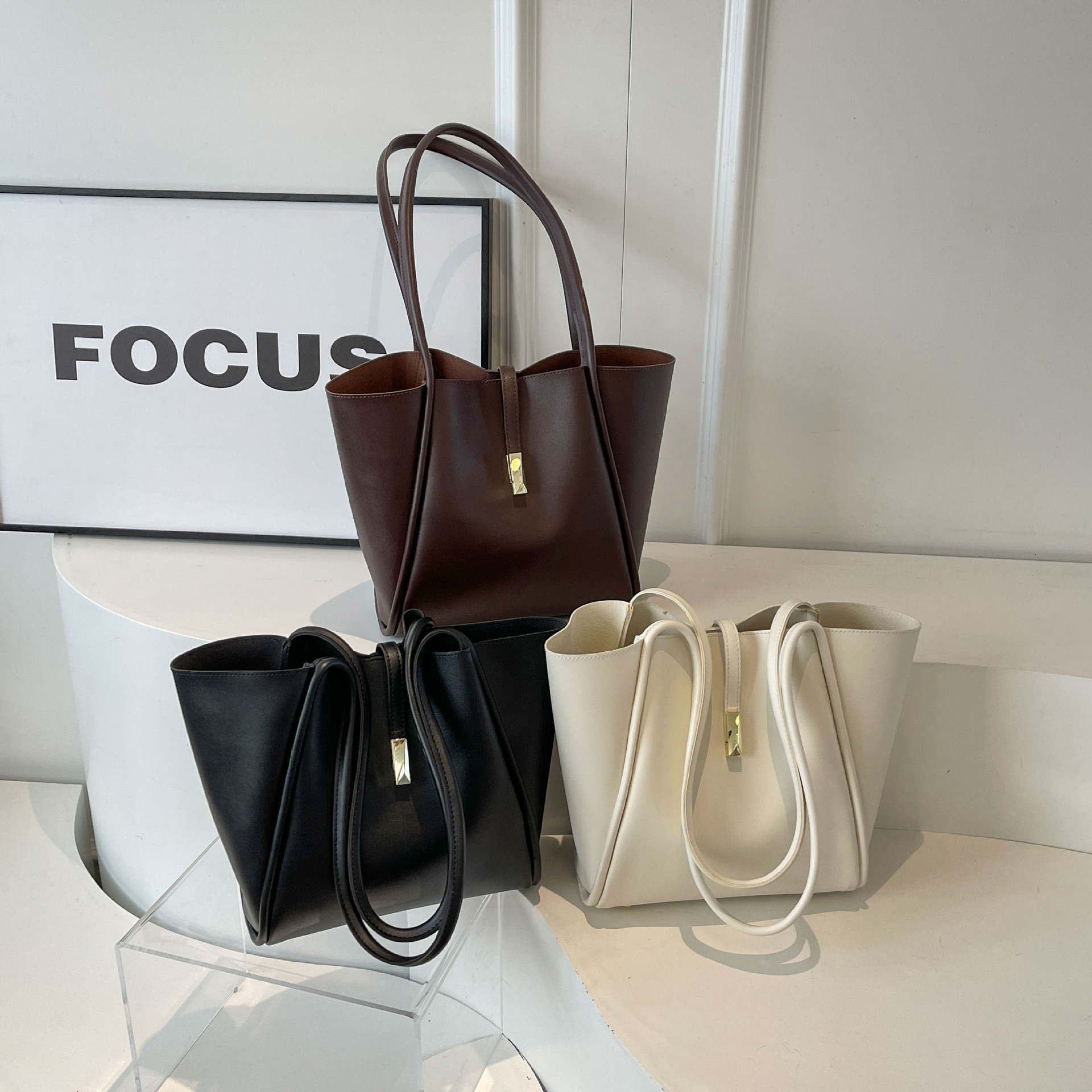 Vintage Advanced Sense Of Large Capacity Women's 2025 New Fashion Simple Tote Shoulder Underarm Bag