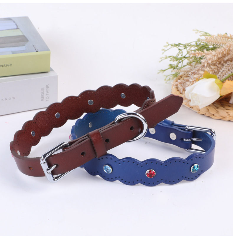 New customized pet collar head layer cowhide collar novel shape large and small dogs applicable