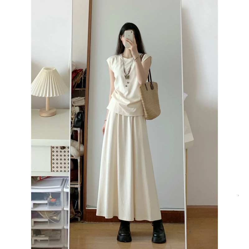 French Salt Style Dress Set, Women's Summer Outfit Paired With A Complete Of Fashionable Sleeveless Top, Half Body Long Skirt, Two-Piece Set
