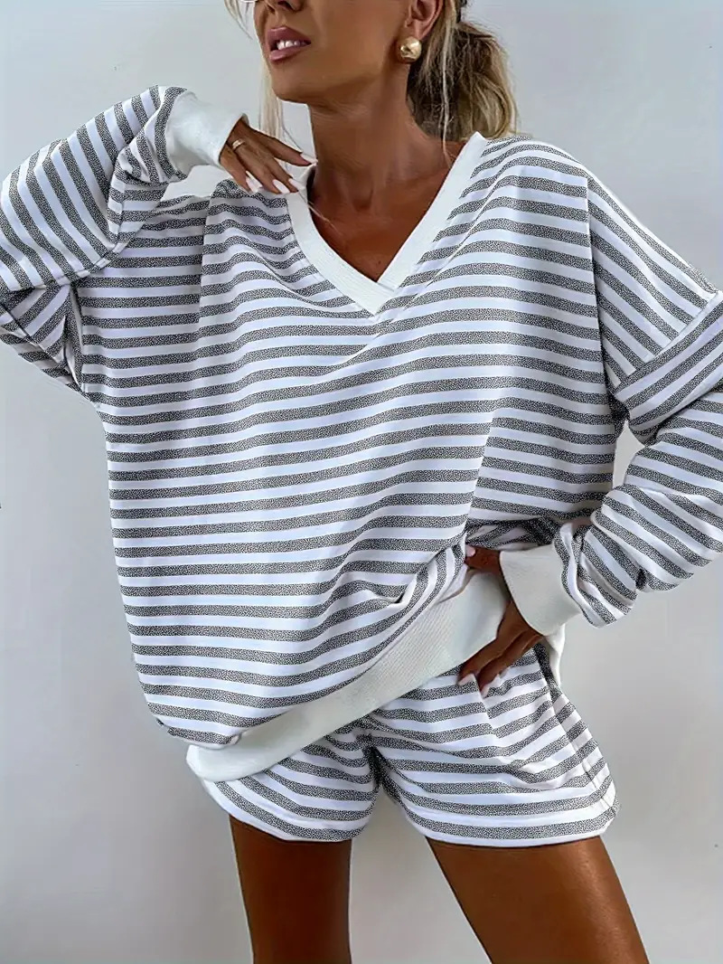 2025 New Women's Casual Stripe Set Long Sleeve V-neck Loose Top Sports Shorts 2-piece Set