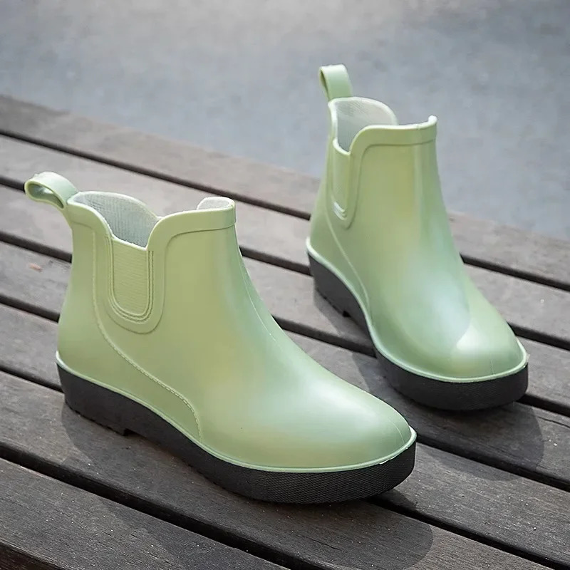 2024 fashionable womens thick soled casual rain boots anti slip and wearresistant outdoor water shoes rubber 250317