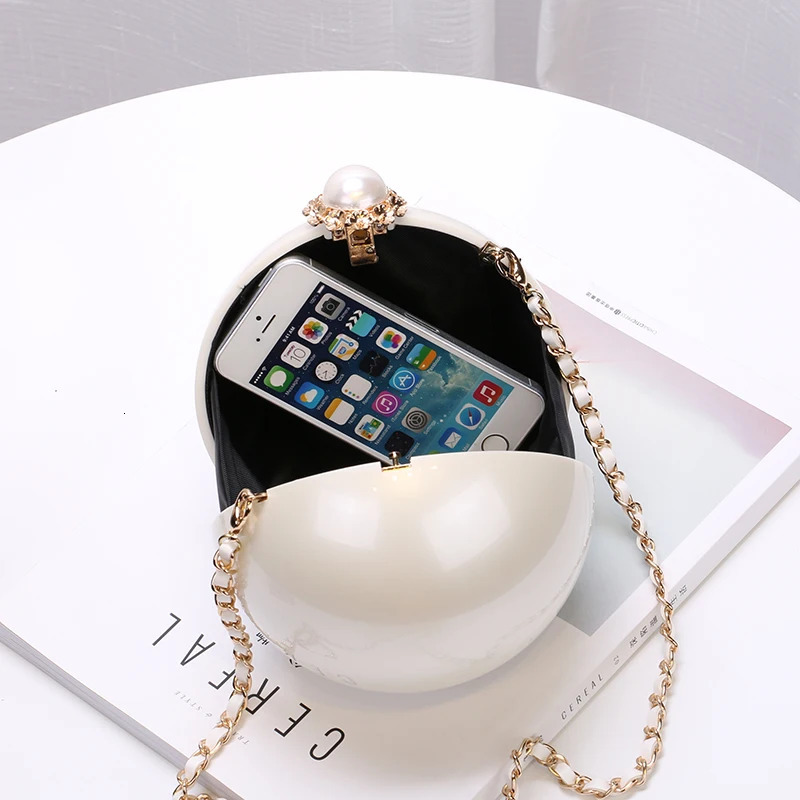 Fashion round pearl handbag for women white evening clutch bag catwalk chain messenger beach bag 250320