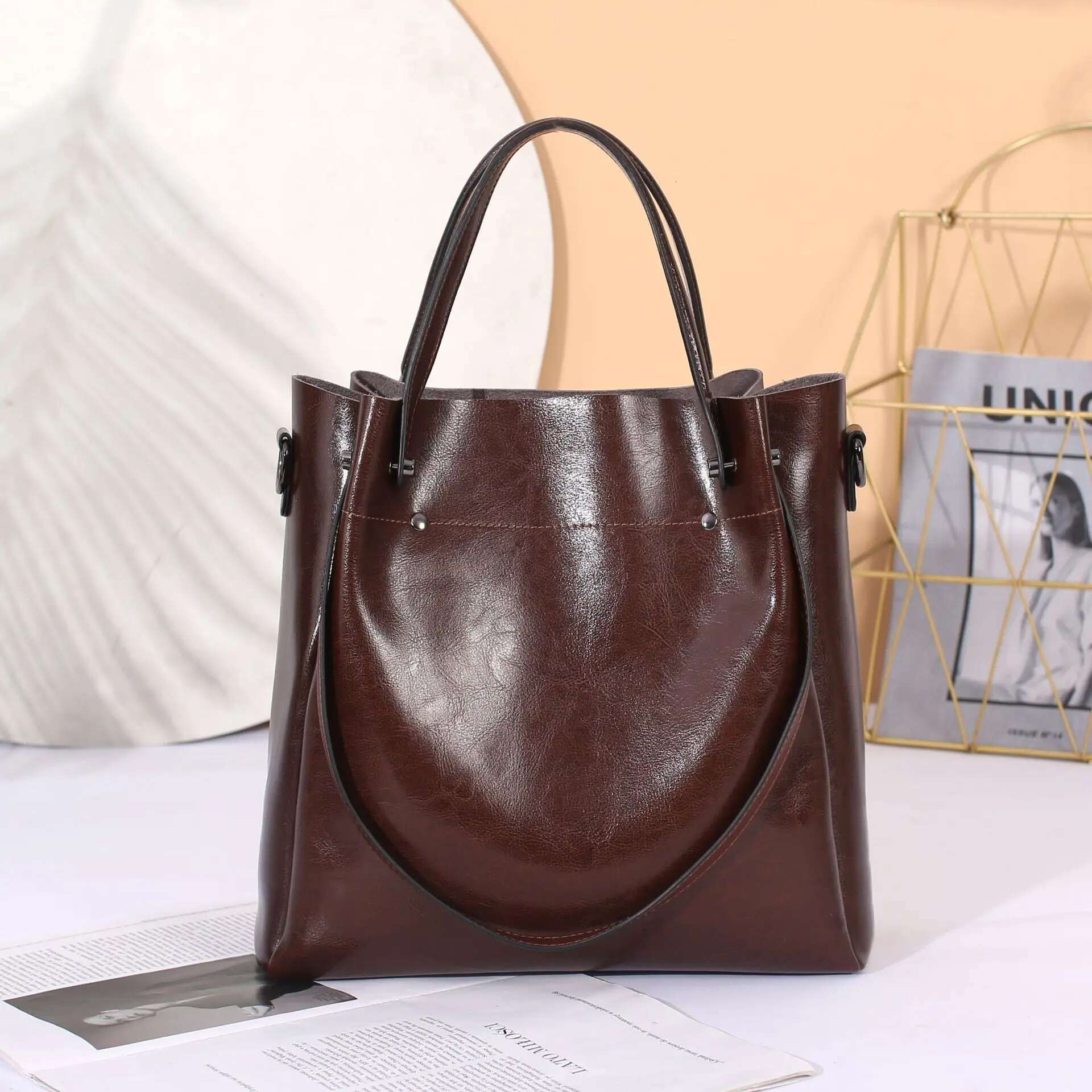 Fashion Genuine Women's Bags European and American Style Oil Waxed Shiny Leather Large Capacity Handbag Cowhide