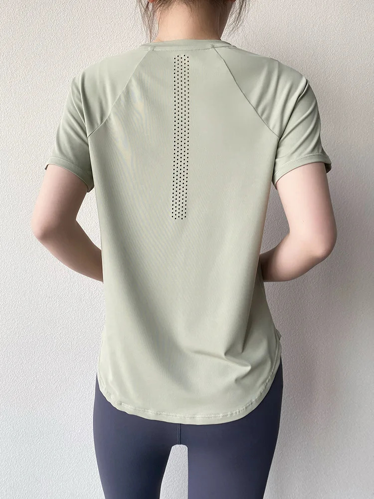 Sportswear Woman Gym Yoga Clothes Women T-Shirt Short Sleeve Quick Dry Fitness Top Breathable Running Shirt Yoga Wear 250324