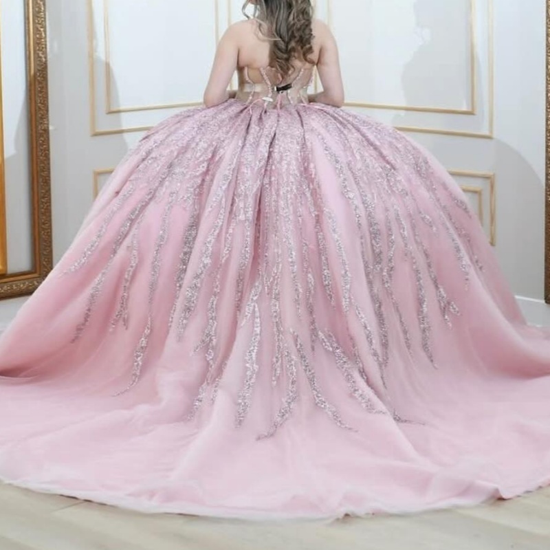 Pink Shiny Quinceanera Dresses Off Shoulder Ball Gown Sweet 16 Dress Beads Sequin Appliques Lace Tull Corset Birthday Party Vestidos 15 anos