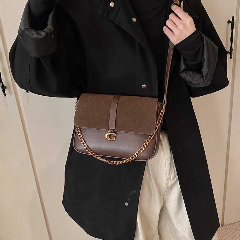 Fashionable frozen bottom suitable for winter women trendy small square niche simple and casual shoulder bag Z250324
