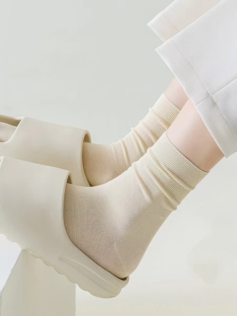 Daily Wear Soft Cotton Crew Socks with Relaxed Fit