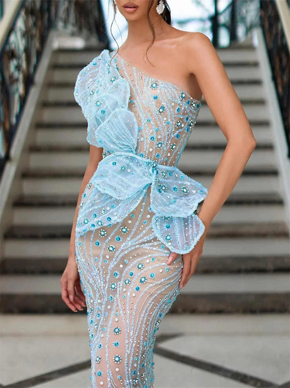 Designer Evening Dresses One Shoulder Sleeveless Bow Gown Sequins Crystal Sweep Train Party Customized Dress