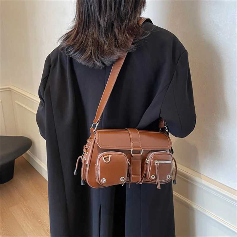 Gothic handbag elegant punk handbag suitable for women fashionable shoulder bag luxurious Versatile Underarm homeless bag gift Z250324