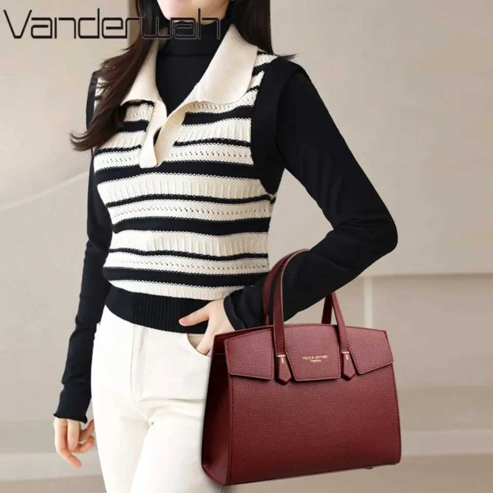 High quality soft leather womens handbag designer womens shoulder cross body bag womens casual handbag solid color wallet Z250324