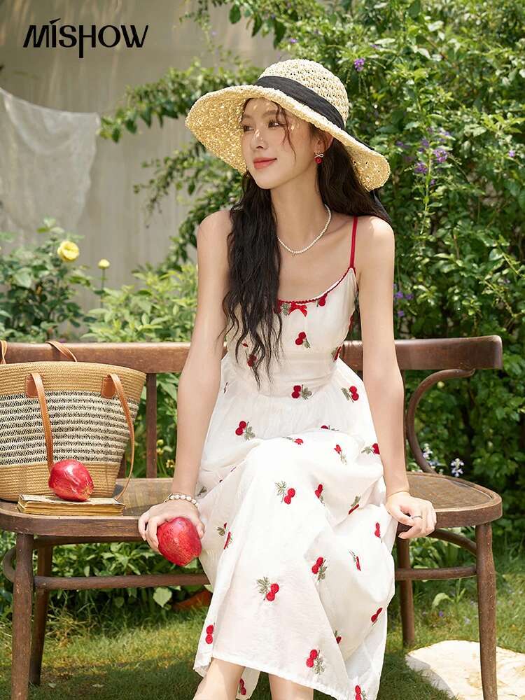 MISHOW Cherry Embroidered Women 2024 Summer French Retro Sleeveless Sweet Dress Bow Square Neck Strap Dresses MXD25L1941