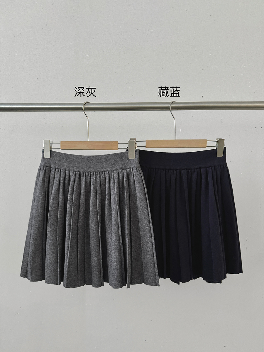 Shi Jian Unconstrained Miu Series Knitted Cardigan+Skirt Set With Elastic Waist And Pleated Skirt 00263