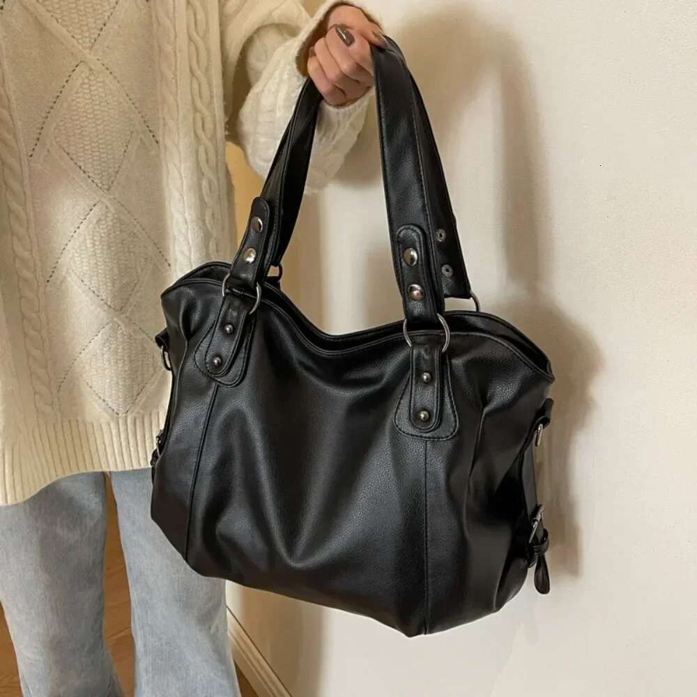 Female Hobo Handbag Large Capacity Shoulder Big Stylsih Tote Bag Ladies Soft Leather Hobos Messenger Bags Women
