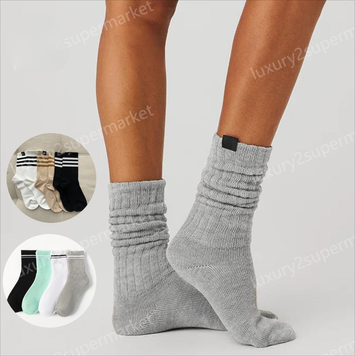 Retro Cotton Designer Socks Yoga Sports Sock Medium Long Socks For Woman Pilates Fitness Sports Four Seasons Socks Women's Yoga Medium Sock