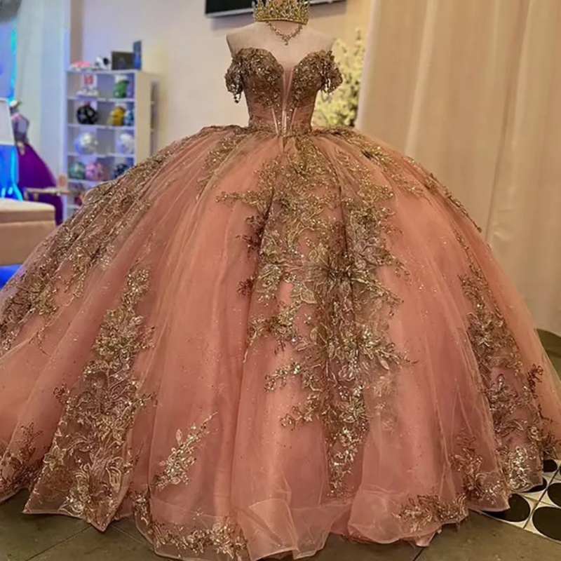 Pink Off The Shoulder Quinceanera Dresses Ball Gown Gold Appliques Lace Beading Bow Tull Sweet 15 Anos Mexican Sweet 16 Dress
