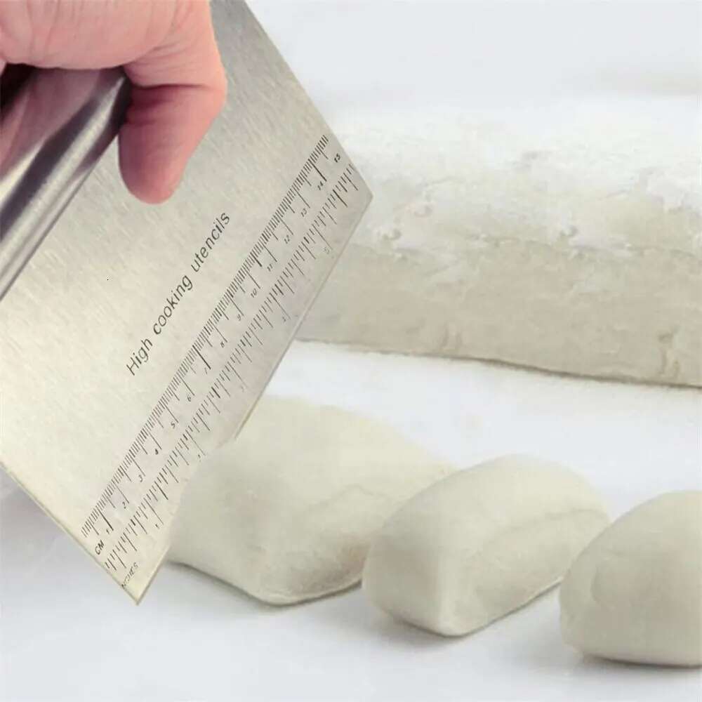 Stainless Steel Dough Pastry Scraper Pizza Cutter Chopper with Measuring Multipurpose Cake Bread Separator Scale Knife