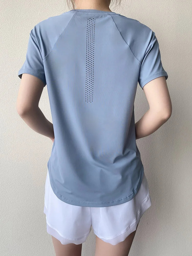 Sportswear Woman Gym Yoga Clothes Women T-Shirt Short Sleeve Quick Dry Fitness Top Breathable Running Shirt Yoga Wear 250324
