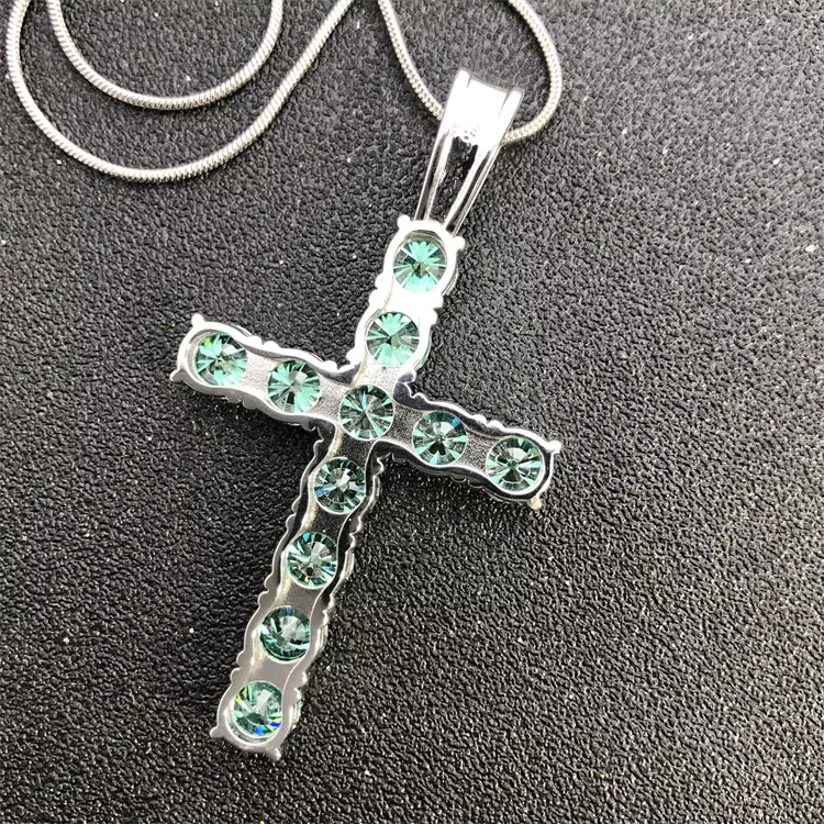 Hot Sale 925 Sterling Silver VVS Moissanite Jewelry Dark Green Moissanite Gemstone Cross Pendant Necklaces for Man
