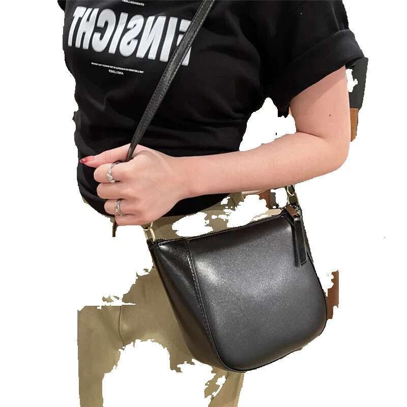 Hifashion Cowhide Genuine Leather Saddle Small Shoulder Bags For Women 2025 Designer Crossbody Purse Cute Ladies Handbags