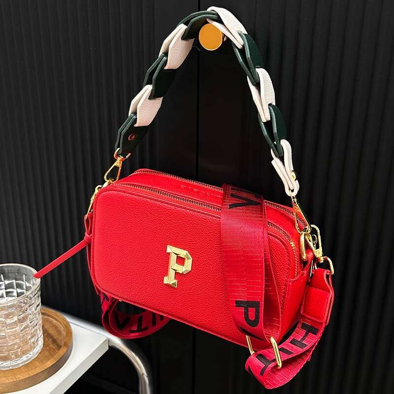 2025 New Customized Initial Designer Fashion Women's Zipper Coin Wallet with Keychain Leather Mini Change Wallet Small Slot Storage Bag5