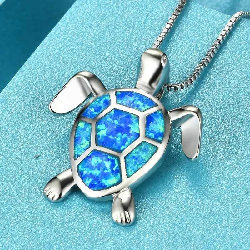 Interesting Steel Jewelry Turtle Animal Pendant for Women Blue Crystal Wedding Jewelry Charm Necklace for Women Necklace Accessories W250325