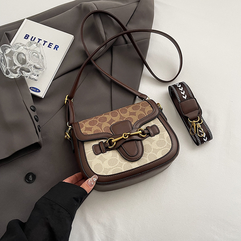 Bag women's new fashion retro crossbody bag Western women's bag wide shoulder strap shoulder bag 2025