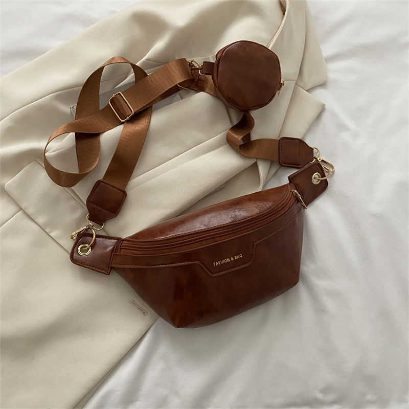Large capacity underarm bag new fashion niche wide shoulder strap crossbody bag casual zipper casual texture