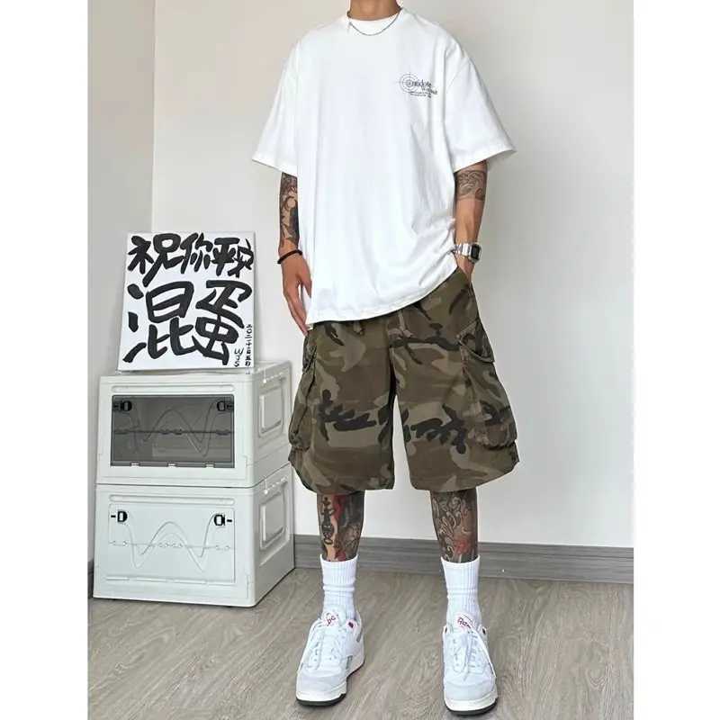 New summer mens shorts retro loose large pocket camouflage work shorts Bermuda hip-hop street casual shorts mensXJ250325
