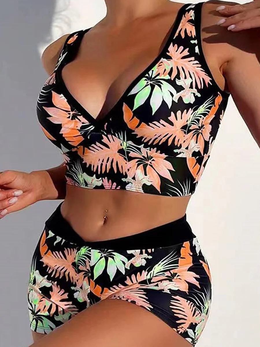 Print Vneck and waist boxing bikini 2024 swimsuit womens apron bathroom beachwear 250321