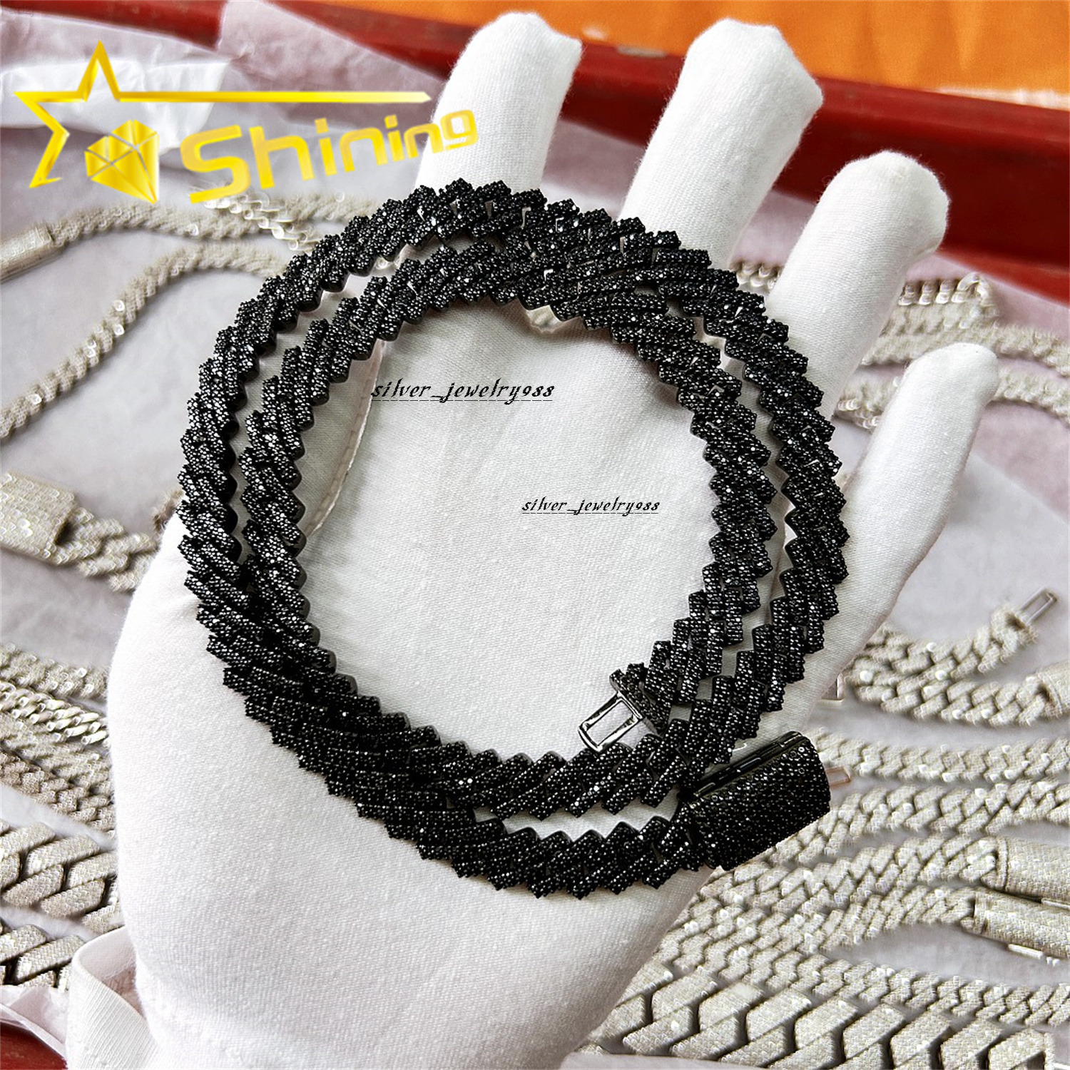 Best Price Hip Hop Necklace S925 Sterling Silver with Vvs Black Moissanite Diamond Iced Out Cuban Chain