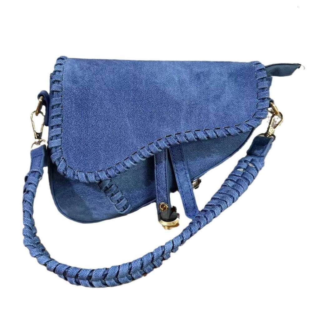 13 2021 Women's Autumn New Fashion One Shoulder Crossbody Personalized Saddle Korean Solid Color Art Trendy Bag for Women