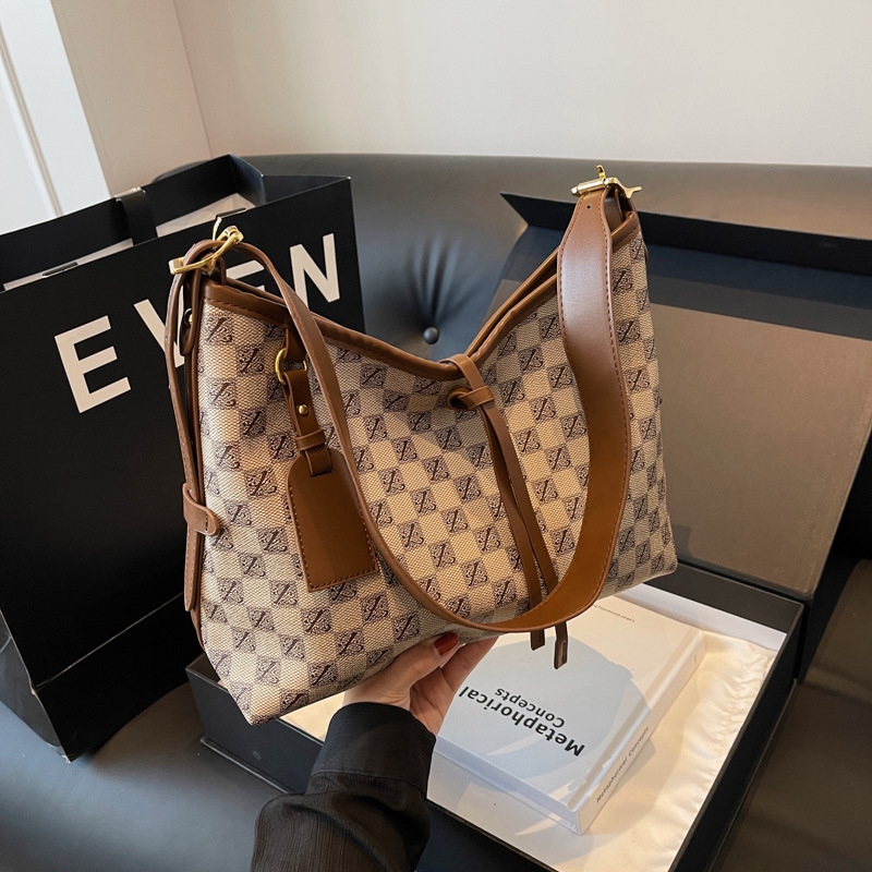 New vintage print large capacity shoulder all-in-one casual crossbody womens bag trend