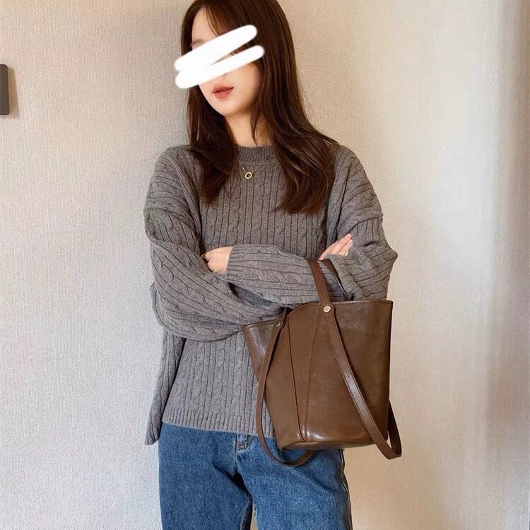2025S Fashion Designer Small Niche Designer S Autumn And Winter New Women S Light Luxury Hand Held Bucket Bag Large Capacity Commuting Crossbody Bag F