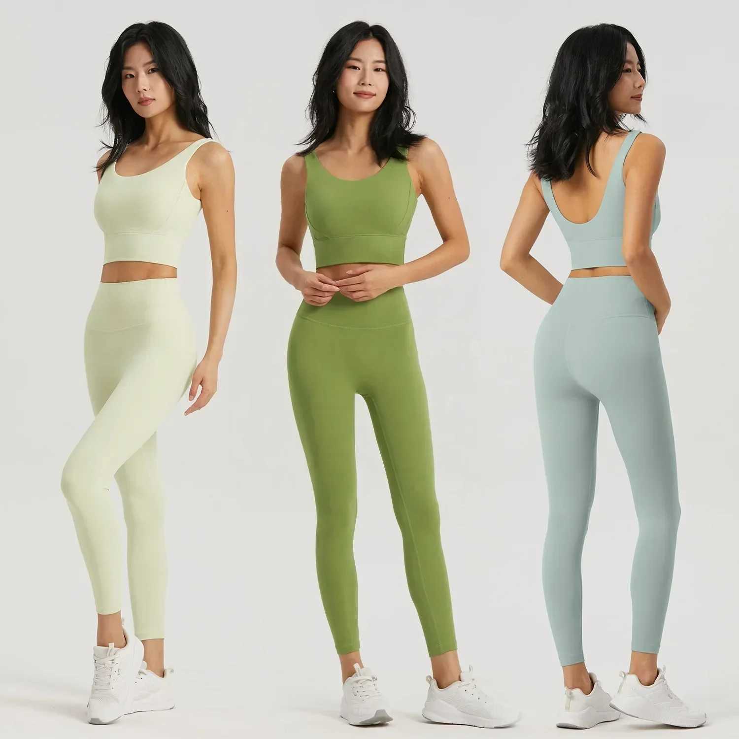 Seamless yoga set womens Lycra gym outfit sports bra semi fixed cup workout top tight fitting anti roll yoga legs with pockets W250326