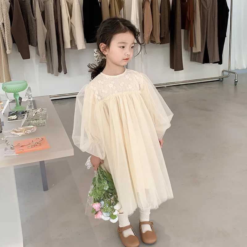2023 Korean Chiffon Girl Baby Fairy Embroidery Solid Color Lace Dress Childrens Princess Mesh Cotton Dress W250326