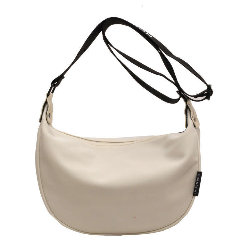 Lazy Wind Moon Teeth for Women, Small Simple Crossbody Dumpling Sports and Leisure Style Single Shoulder Bag, Large Capacity Women's Bag