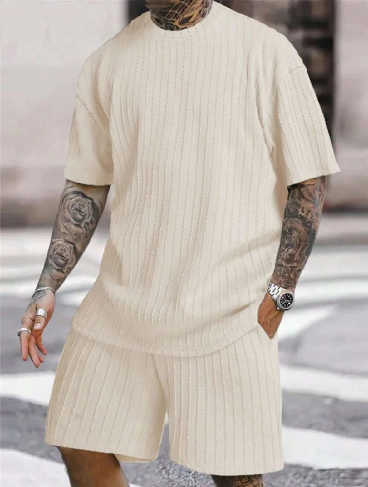 2025 Mens Sportswear Project Solid Color Round Neck Pulling Flower Vertical Pattern Casual Comfort Tshirt Two Piece Set 250326
