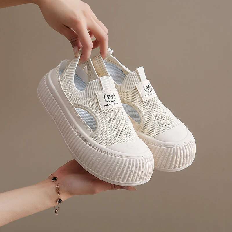 2025 Summer New Women's Hollow Flying Braided Bread Comfortable, Breathable, Non Slip Outdoor Leisure Designer Fashion Sports Shoes