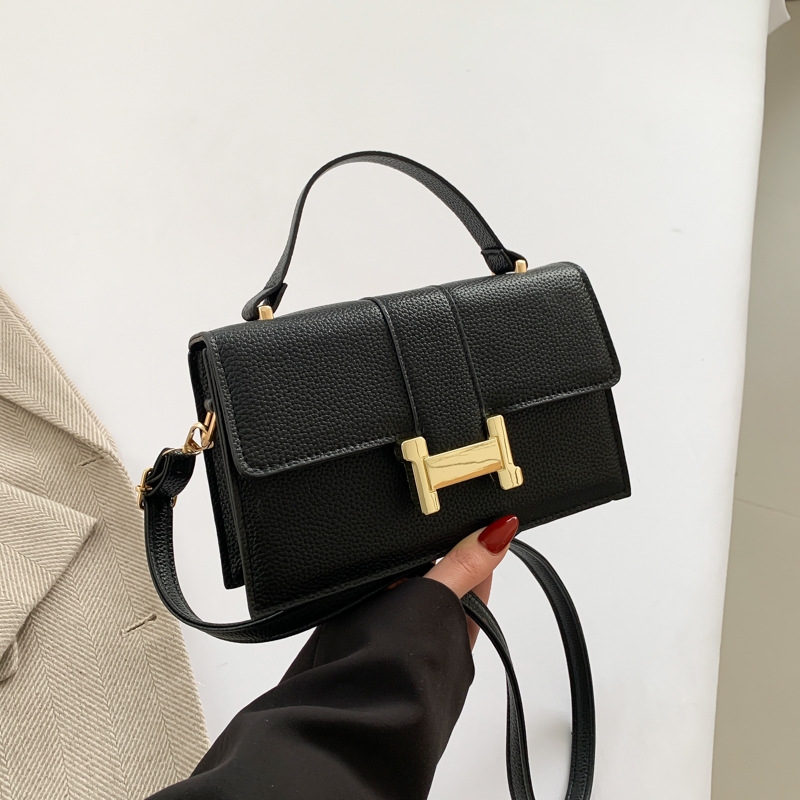 Free shipping new texture crossbody bag Popular texture women's bag Retro armpit small square bag beautiful casual shoulder bag