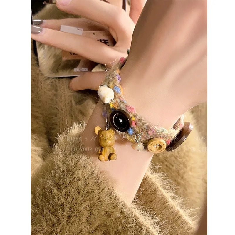Y2K Plush Bear Choker For Woman Fashion Wooden Only Bear Bow Cartoon Collar Neklace Sweet Jewelry Unisex Accessories 250322