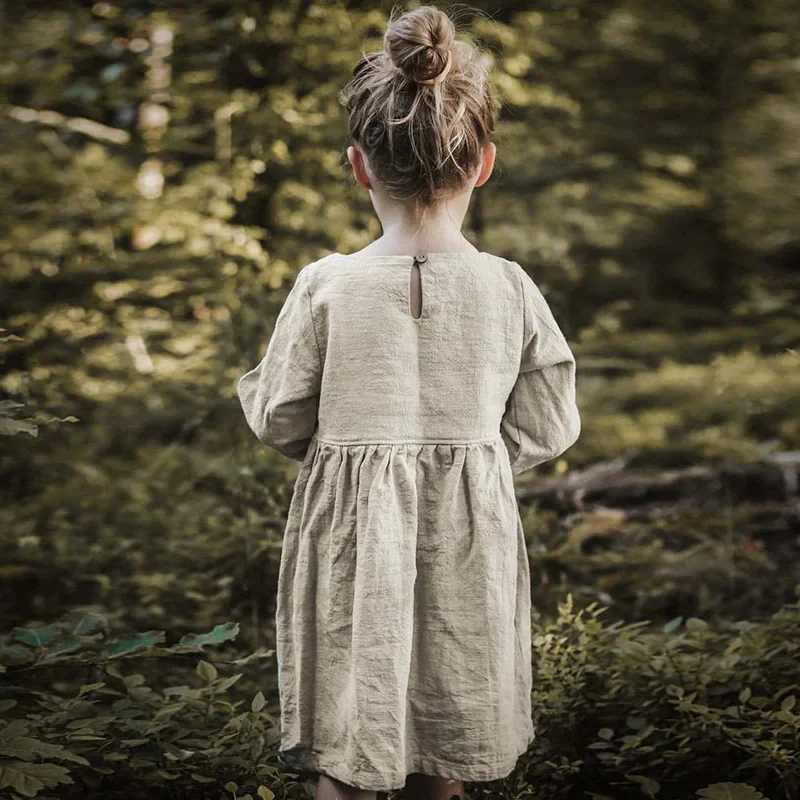 Solid color cotton linen dress for girls 2024 autumn chic button princess dress retro round neck long sleeved A-line dress W250326