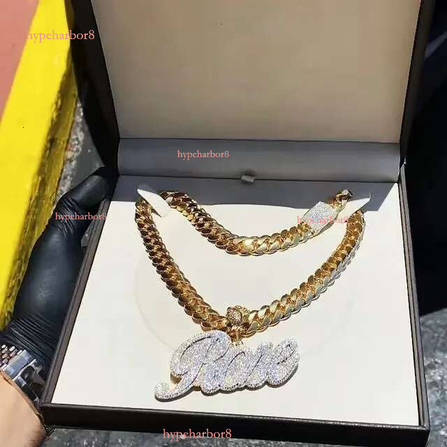 Vvs Moissanite Dia Sterg Sier Gold Iced Out Letter Necklace Cuban k Chain Hip Hop Custom Name Pendant