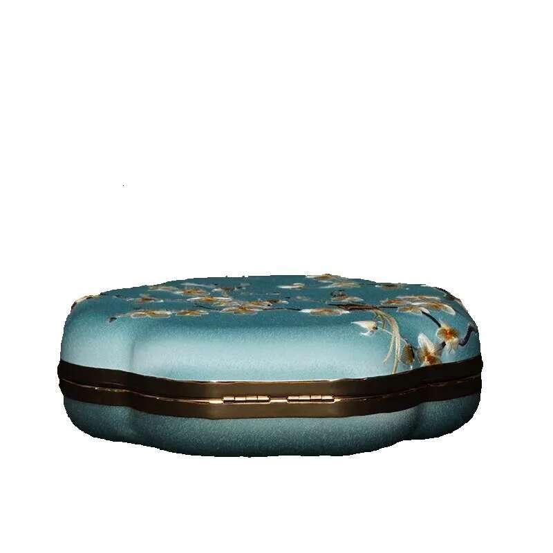 Cap Brand Shoulder Crossbody Niche Favorite China Suzhou Craft Silky Fabric Wer And Bird Pattern Embroider Girls Ladies Banquet Dinner Gold Metal Edge