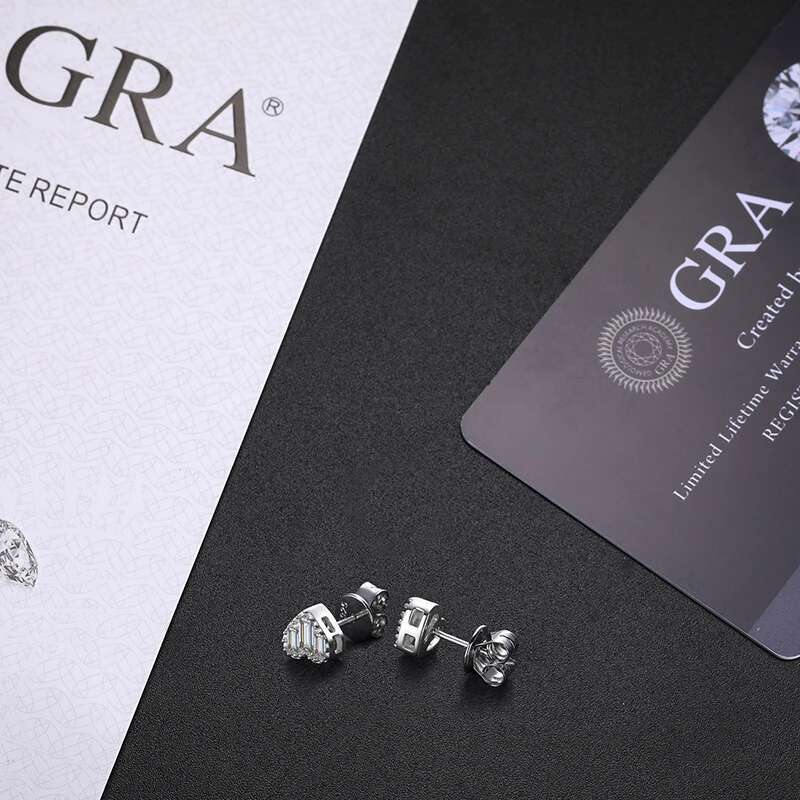 Top Quality 100% 925 Silver Earrings Fashion Classic Heart VVS1 Baguette Moissanite Earring For Women Jewelry