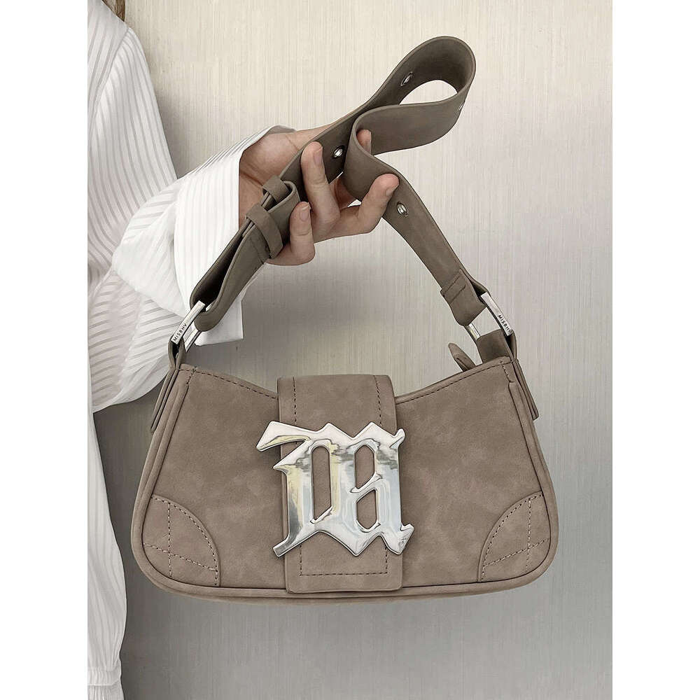 47 2025 autumn and winter new niche design women's suede leather single shoulder handbag 2K millennium spicy girl armpit bag